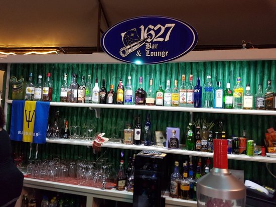 1627 Bar & Lounge, nachtleven, Holetown,club, barbados, luxe vakantie, vakantie, things to do 