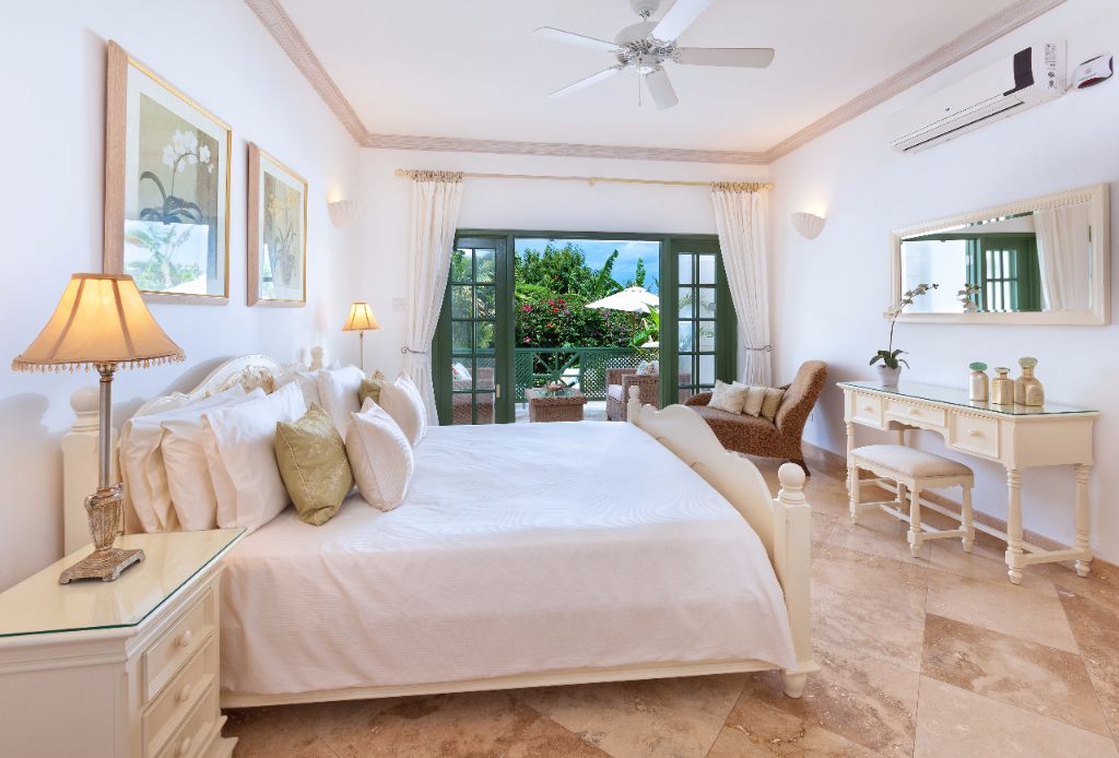 Slaapkamer met balkonnetje, 8 personen, resortvilla St. James Barbados, 4 personen, 6 personen